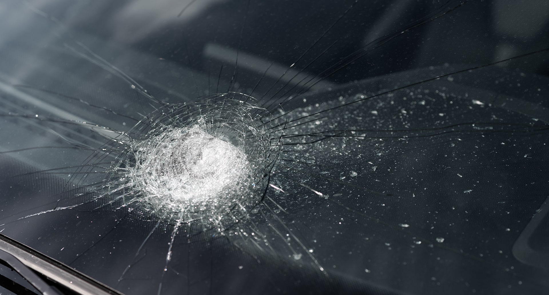 Steinschlagreparatur bei Carcompany in Schwechat